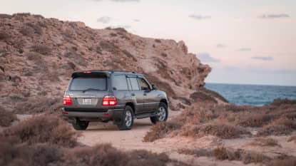 An incredible journey in a Toyota Land Cruiser 100
